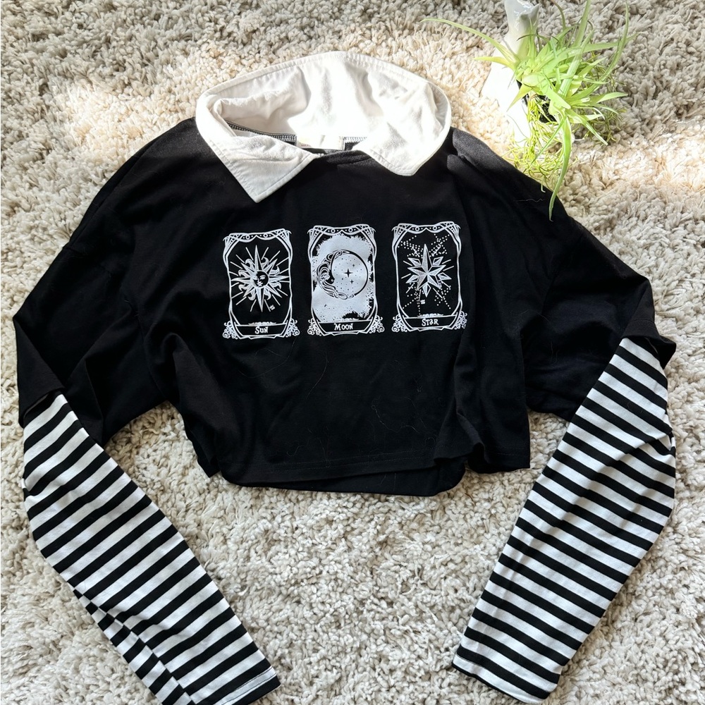 Sun moon star Romwe unique vintage, long sleeve schoolgirl crop top. Siz… - Picture 3 of 4